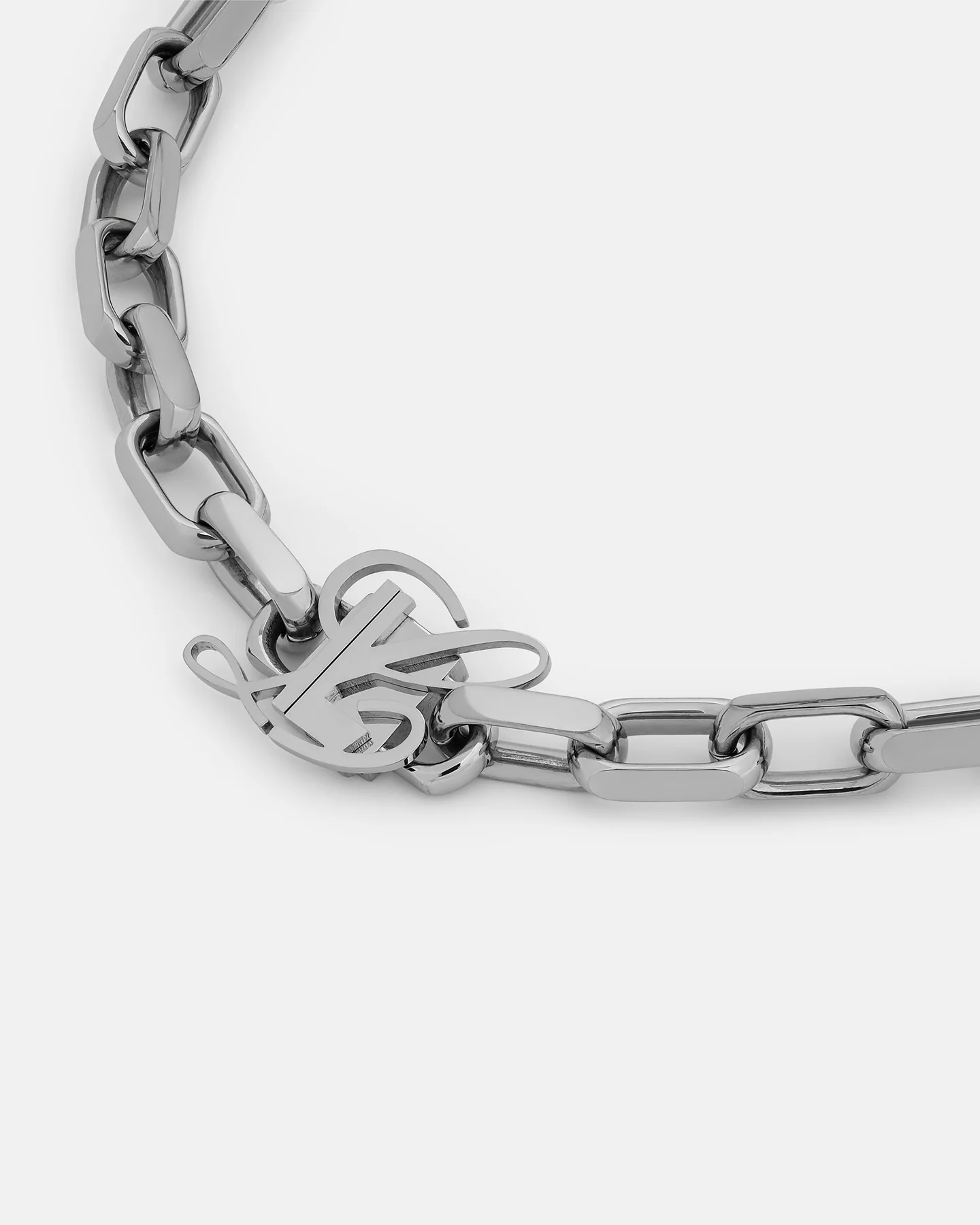 V1_Luar_Chain_01 - Image 14