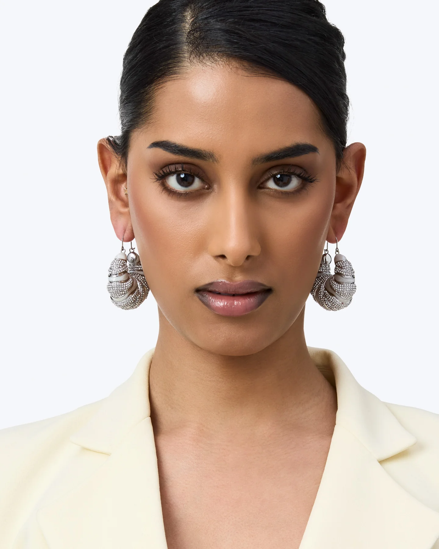 V1_Luar_Earrings_03 - Image 5