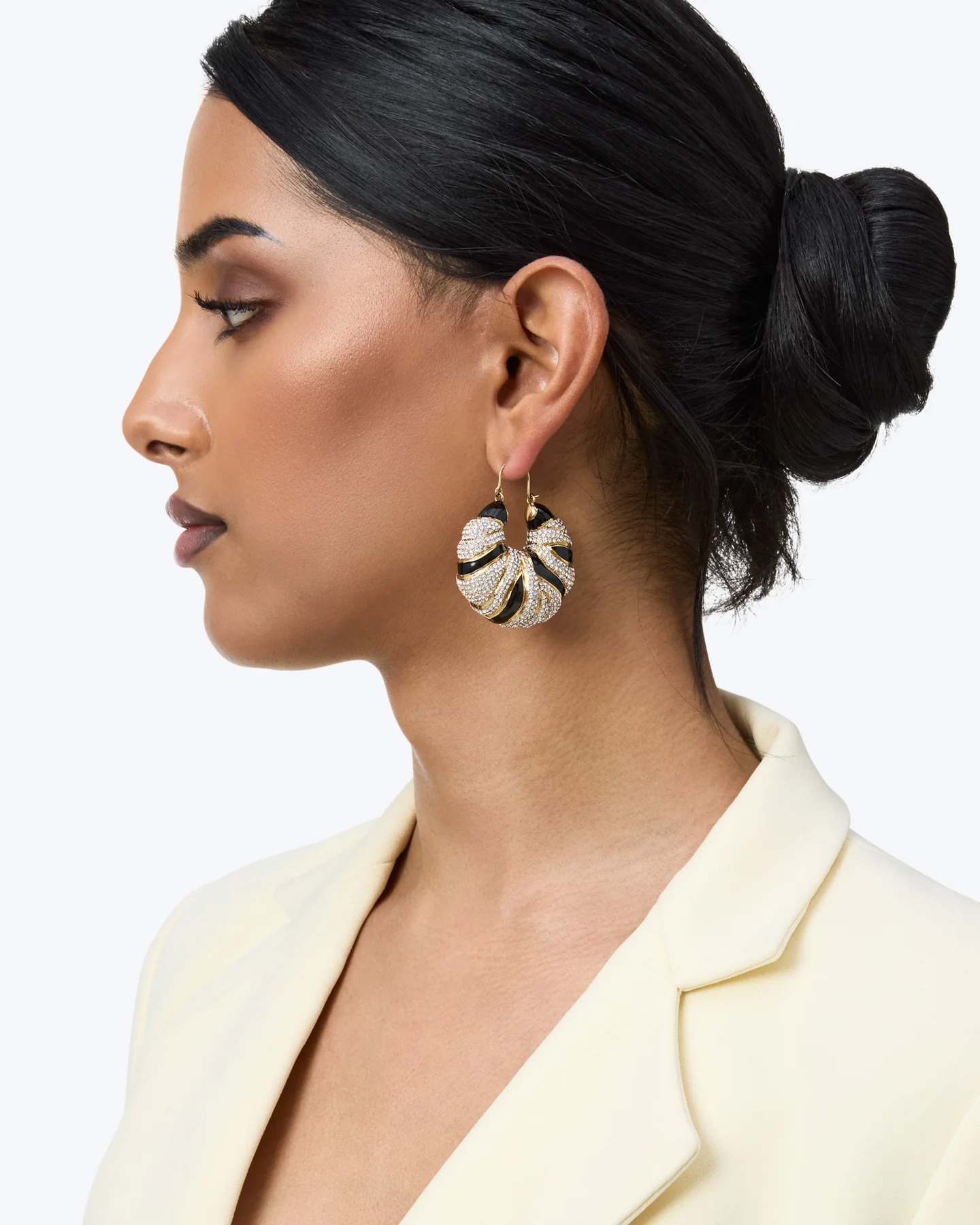 V1_Luar_Earrings_03 - Image 8
