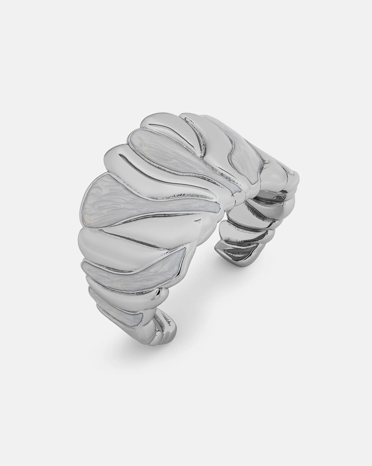 V1_Luar_Bracelet_01